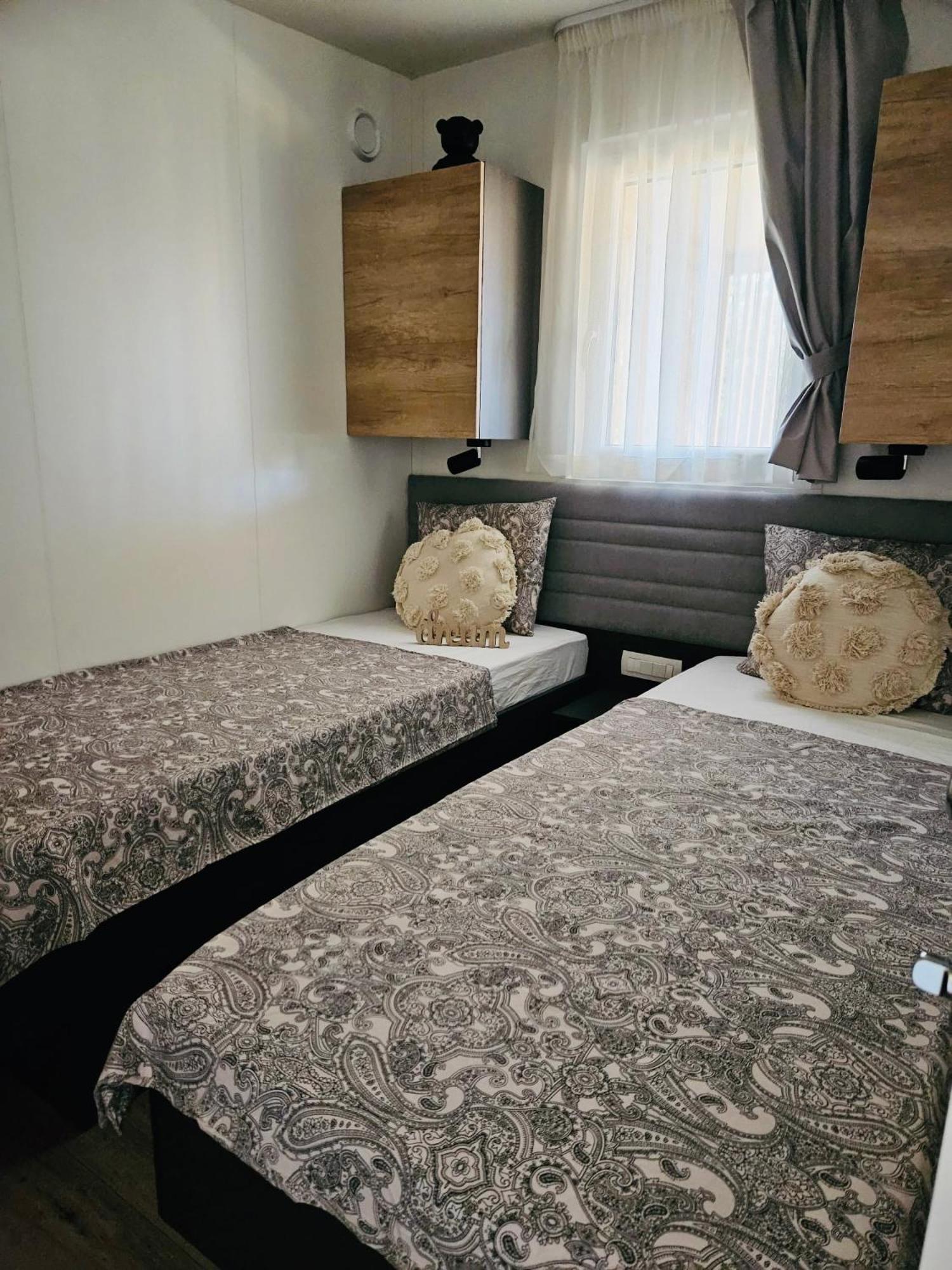 Mobile Home Peponi Del Mar, Brand New Biograd Na Moru Luaran gambar