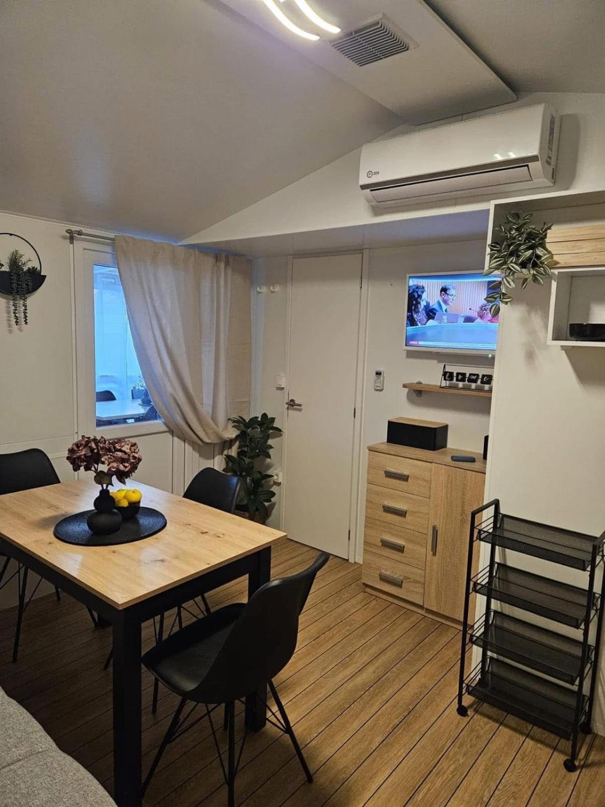 Mobile Home Peponi Del Mar, Brand New Biograd Na Moru Luaran gambar